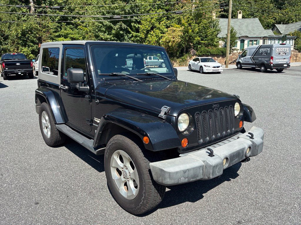 Used 2007 Jeep Wrangler Sahara w/ Dual Top Group AWD/4WD image 1