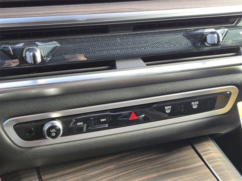 New 2026 BMW X5 xDrive50e w/ Premium Package image 22