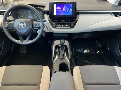Certified 2023 Toyota Corolla LE FWD image 3