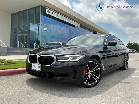 Used 2021 BMW 530i RWD image 1