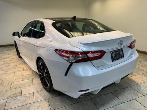 Used 2020 Toyota Camry XSE image 7
