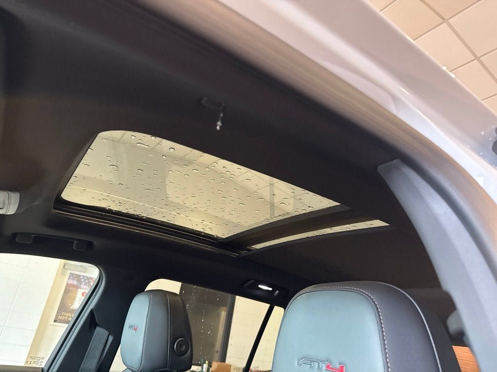 New 2027 GMC Terrain AT4 w/ Convenience Package III AWD/4WD image 28