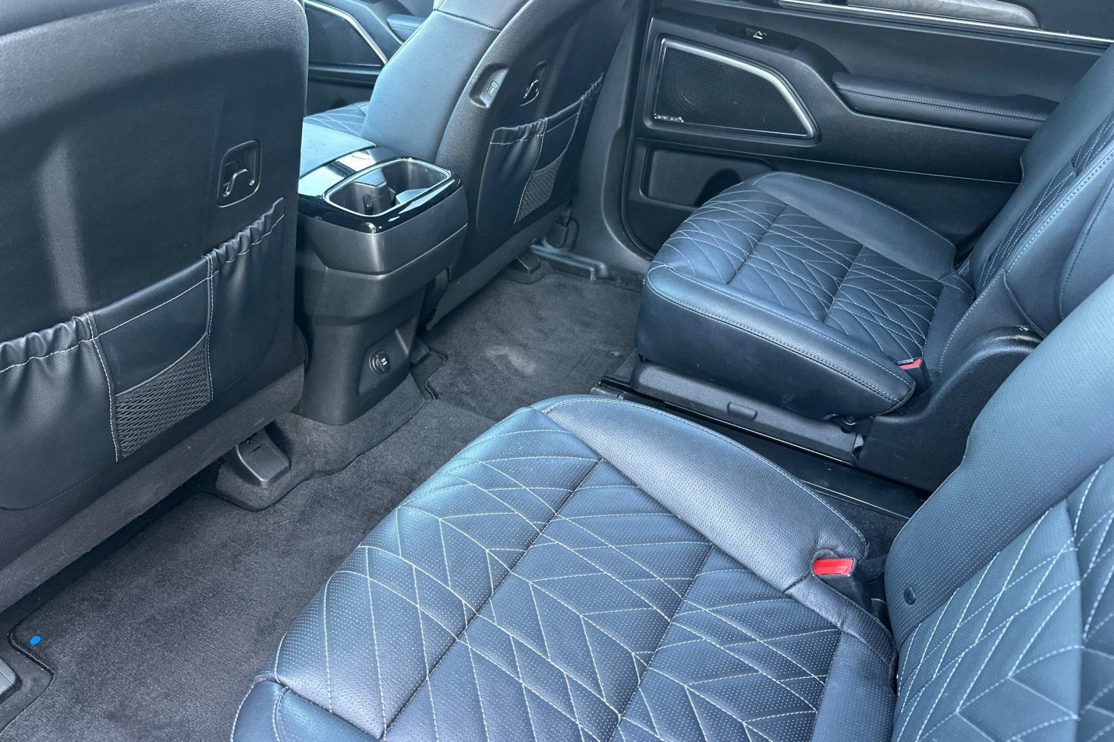 Used 2023 Kia Telluride SX X-Pro AWD/4WD image 14