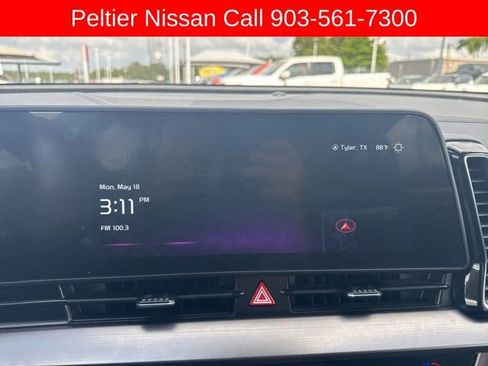 Used 2025 Kia Sportage EX w/ Premium Package AWD/4WD image 21