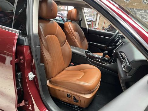 Used 2017 Maserati Levante S AWD/4WD image 23