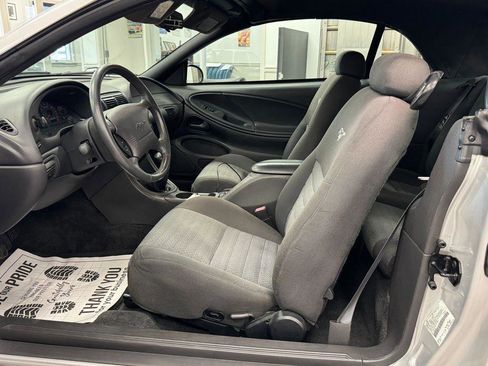 Used 2000 Ford Mustang GT image 12