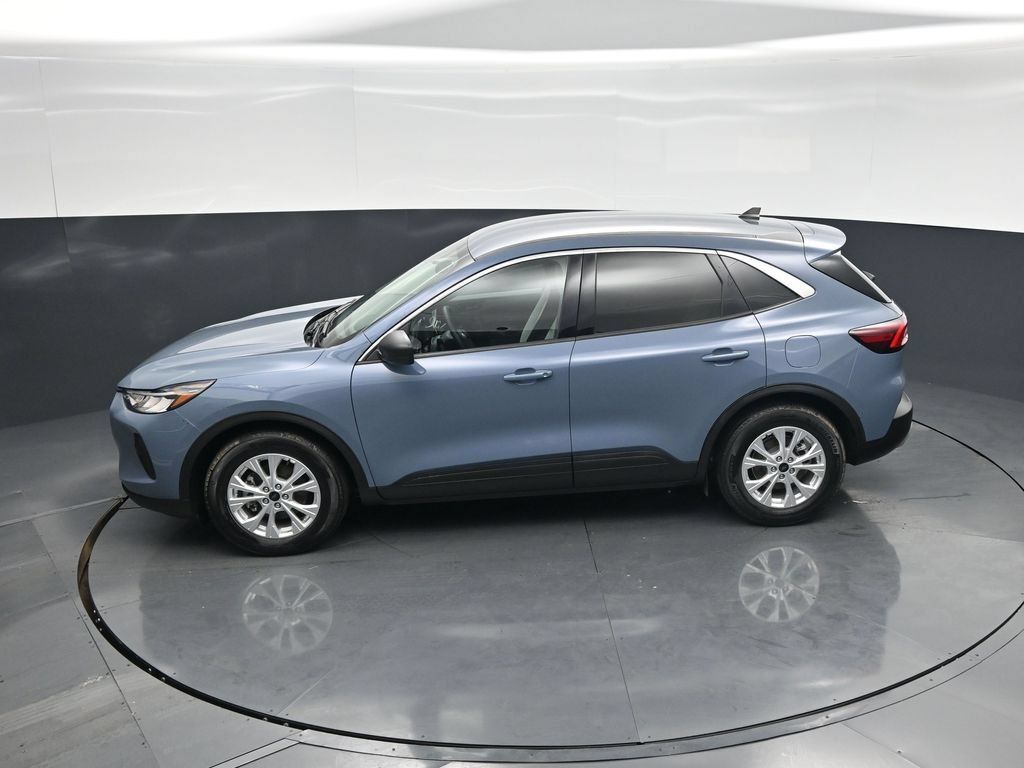 Certified 2024 Ford Escape Active FWD image 44