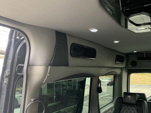 Used 2024 Mercedes-Benz Sprinter 3500 image 42