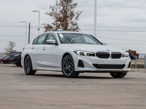 Used 2026 BMW 330i Sedan w/ Premium Package RWD image 1