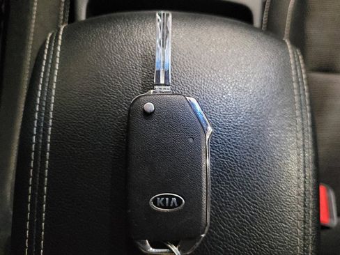 Used 2021 Kia Sportage LX w/ LX AWD Popular Package image 32