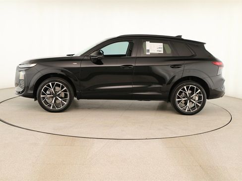 New 2026 Audi Q3 quattro 2.0T image 2