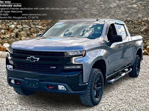 Used 2021 Chevrolet Silverado 1500 LT Trail Boss w/ Bed Protection Package image 1