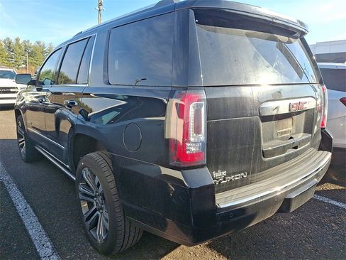 Used 2018 GMC Yukon Denali w/ Denali Ultimate Package image 4