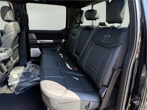New 2026 Ford F250 Platinum AWD/4WD image 10