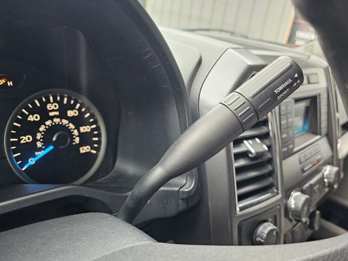 Used 2015 Ford F150 XLT AWD/4WD image 30