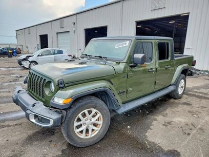 Used 2023 Jeep Gladiator Sport