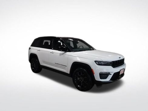 New 2025 Jeep Grand Cherokee Limited image 2