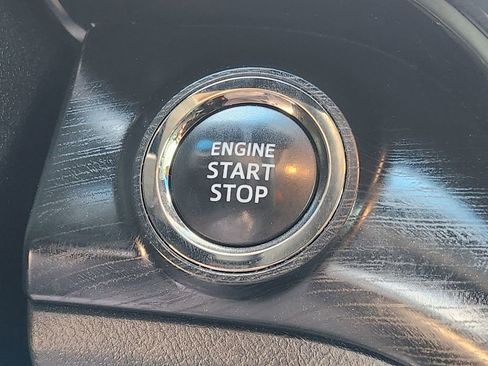 Used 2016 Toyota Avalon Touring image 20