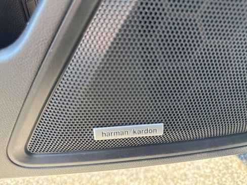 Used 2024 Subaru Outback Touring XT image 15