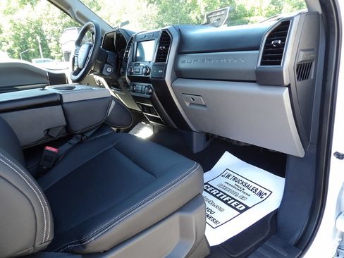 Used 2022 Ford F250 XLT w/ FX4 Off-Road Package AWD/4WD image 43