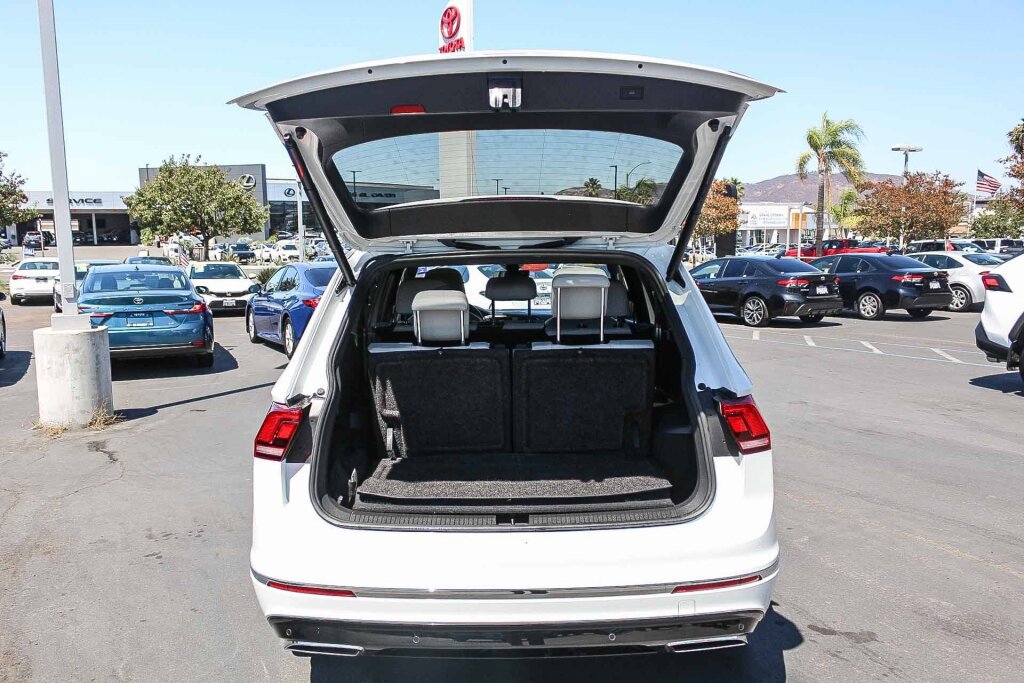 Used 2021 Volkswagen Tiguan SEL Premium R-Line AWD/4WD image 19