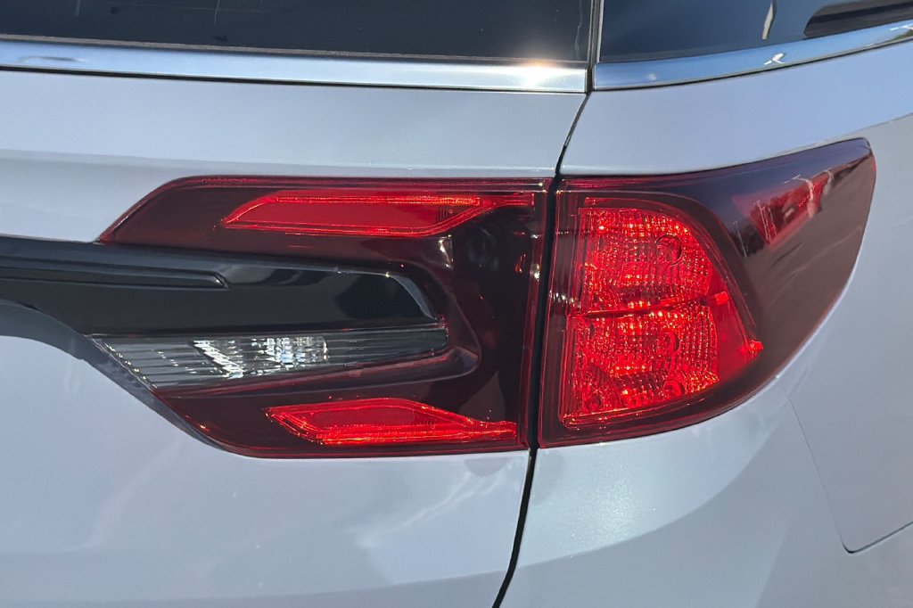 New 2027 Honda Odyssey Elite image 22