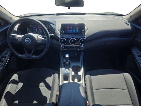 Used 2025 Nissan Sentra S FWD image 9