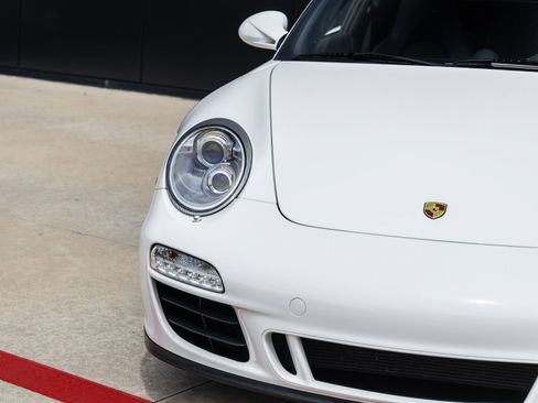 Used 2012 Porsche 911 Carrera GTS RWD image 21