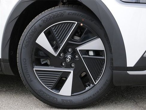 New 2026 Hyundai Ioniq 5 SEL image 2