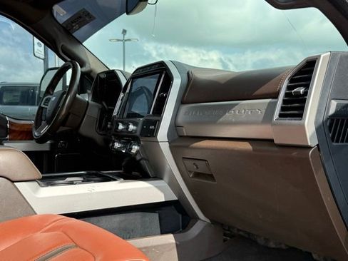 Used 2022 Ford F450 King Ranch w/ FX4 Off-Road Package AWD/4WD image 19