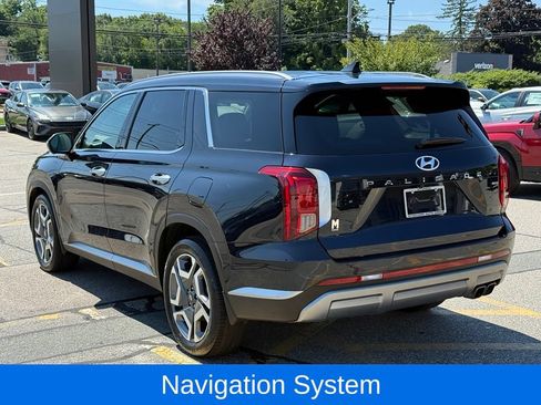 Used 2024 Hyundai Palisade SEL AWD/4WD image 3