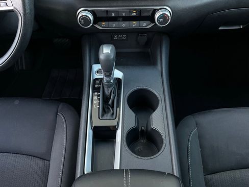 Used 2025 Nissan Altima 2.5 SV image 15