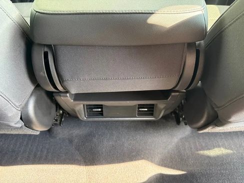 Used 2019 Chevrolet Silverado 1500 Custom Trail Boss w/ Custom Convenience Package AWD/4WD image 32