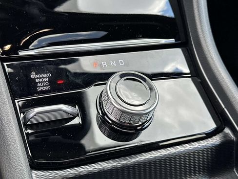 New 2026 Jeep Grand Cherokee Altitude AWD/4WD image 27