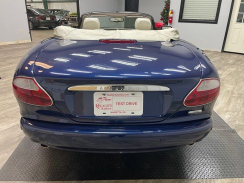 Used 2003 Jaguar XK8 Convertible image 10
