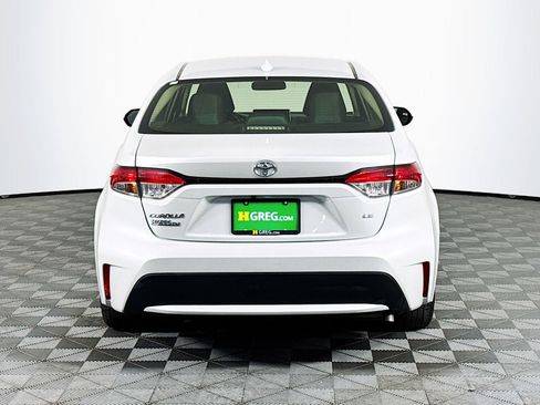 Used 2022 Toyota Corolla LE FWD image 8