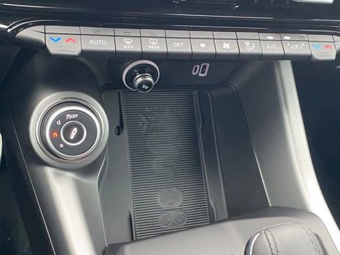 New 2024 Alfa Romeo Tonale Veloce w/ Active Assist Package image 28