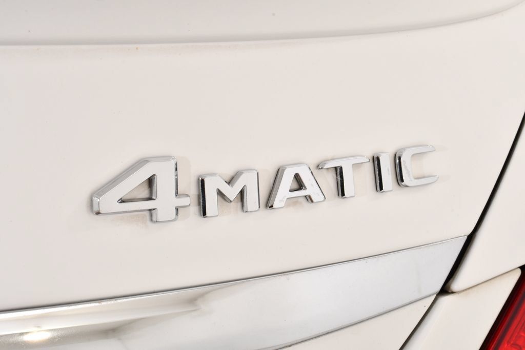 Used 2017 Mercedes-Benz C 300 4MATIC Sedan image 21