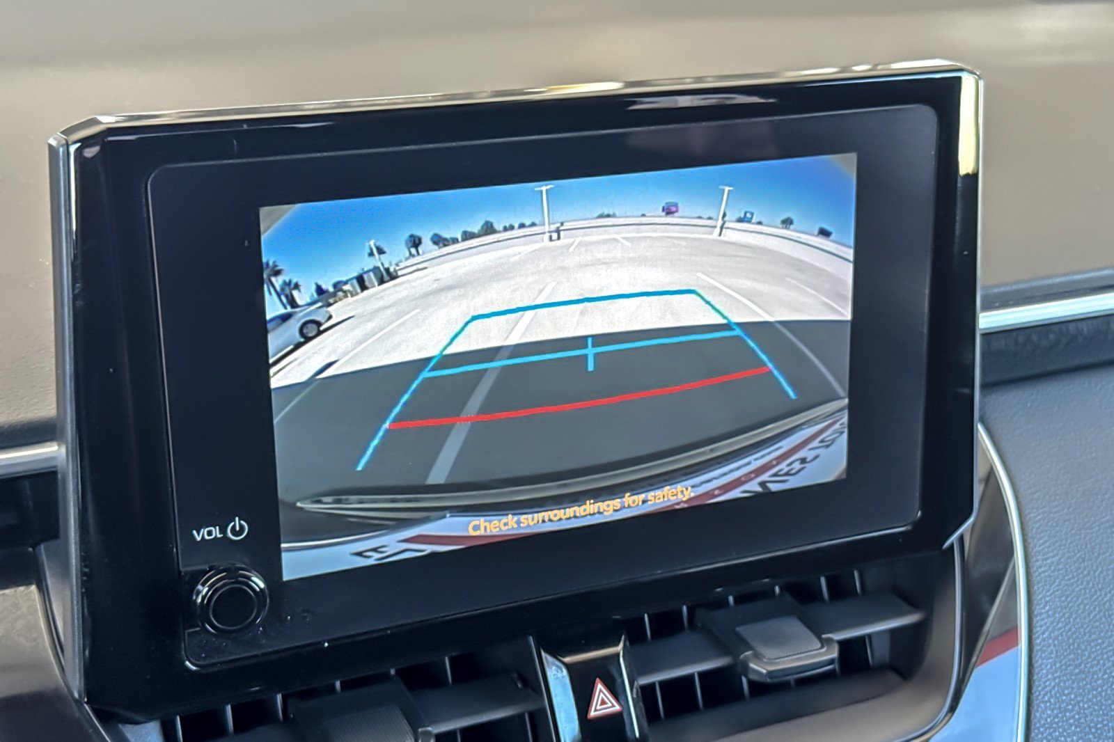Used 2023 Toyota Corolla LE FWD image 17