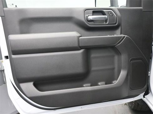 New 2026 GMC Sierra 2500 Pro w/ Convenience Package image 12