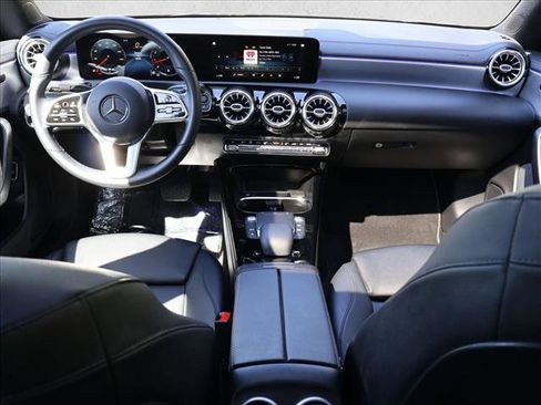 Used 2021 Mercedes-Benz CLA 250 image 24