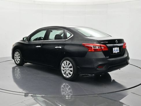 Used 2018 Nissan Sentra S FWD image 7