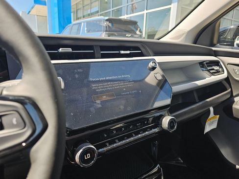 New 2027 Chevrolet Bolt LT w/ Comfort Package FWD image 28