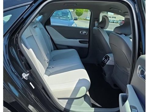 Used 2023 Hyundai Ioniq 6 SEL AWD/4WD image 6
