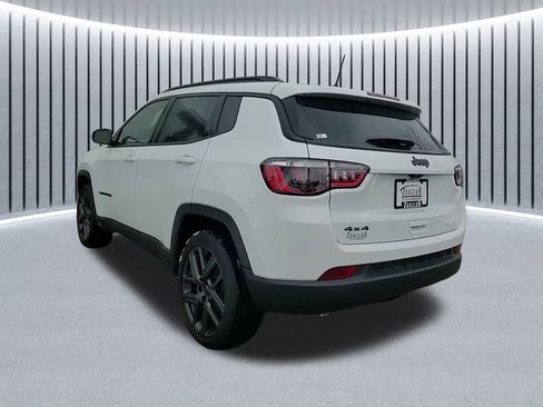 New 2026 Jeep Compass Latitude w/ Sun and Sound Group image 14