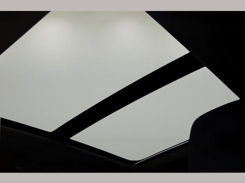 Certified 2025 Volvo XC40 B5 Core w/ Protection Package Premier image 12