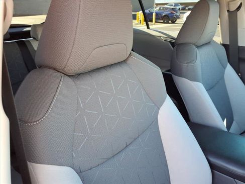 Used 2024 Toyota RAV4 XLE image 18