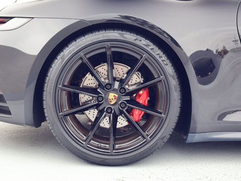 Certified 2021 Porsche 911 Carrera S RWD image 26