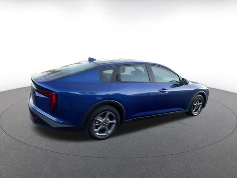 Used 2025 Kia K4 LXS image 15