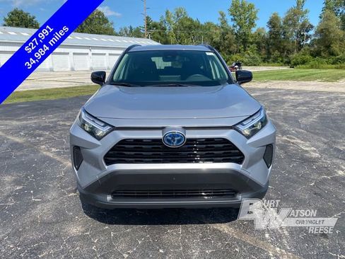 Used 2024 Toyota RAV4 LE image 8